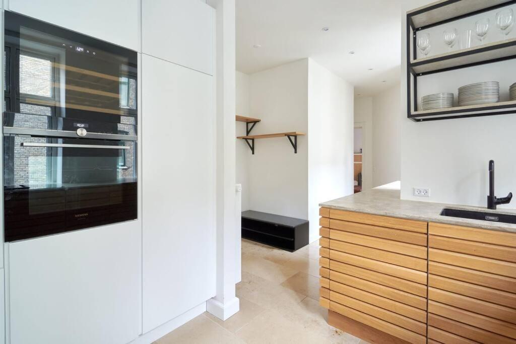 Spacious 3 Bedroom Manor Flat Next To Tivoli Copenhagen Exterior photo